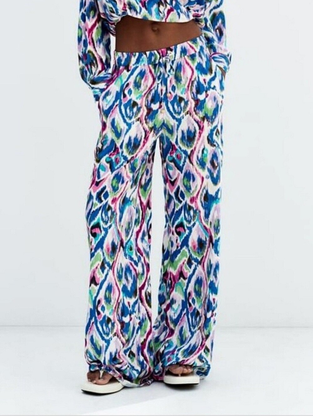 Zara Printed Wide-Leg Light Weight Flowy Pants